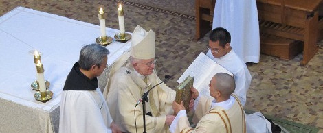 Discernment Top